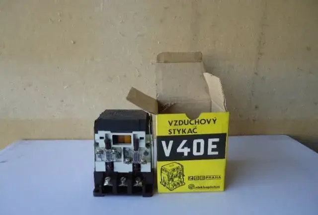 Stykač V40E