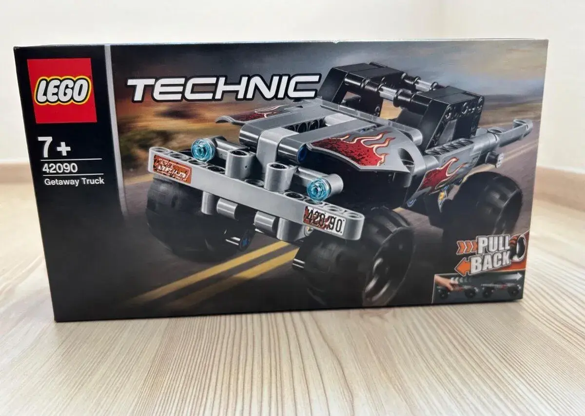 LEGO 42090 Technic Útěk v Teréňáku