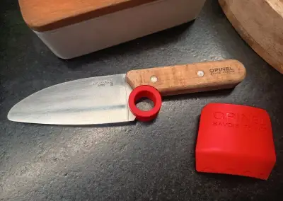 Dětský nůž a chránič na prsty Opinel
