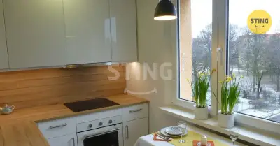 Pronájem bytu 2+1 s prosklenou lodžií, 54 m2. Ostrav, 137147
