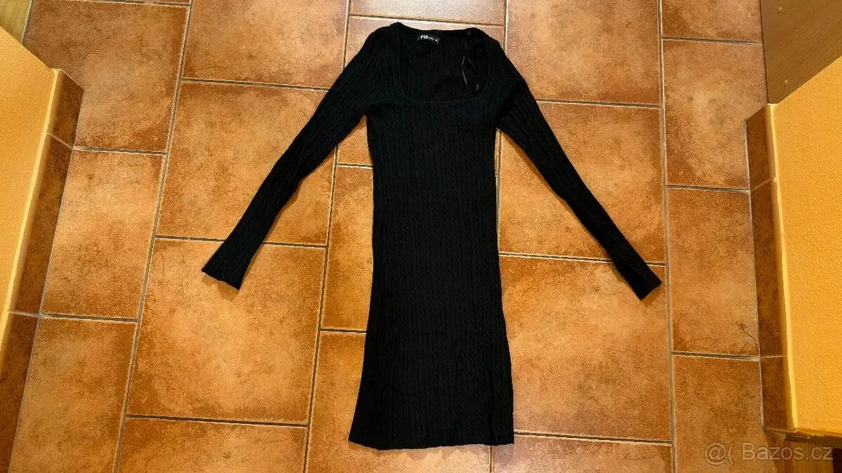 Černé pletené minišaty s copánkovým vzorem FB Sister – velik