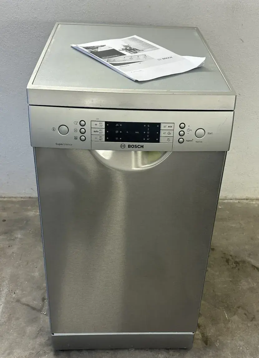 myčka BOSCH š 45 cm, tř. A++ typ:SPS69T38EU - STAV -