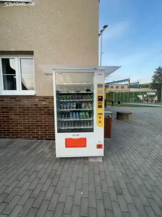 Chlazený prodejní automat AF-60 Snack&Drink Combo