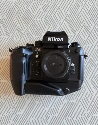Nikon F4
