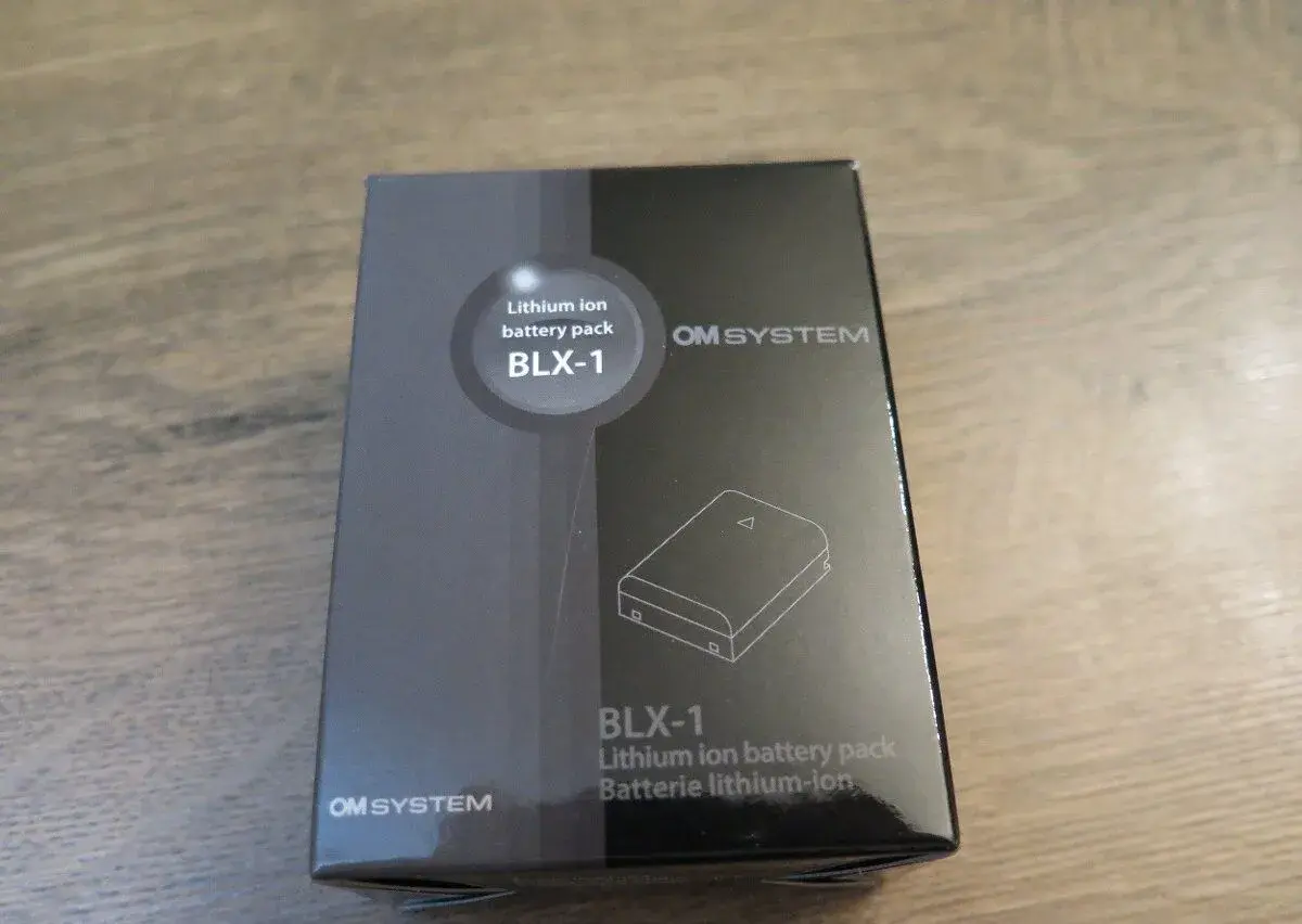 OM System akumulátor BLX-1