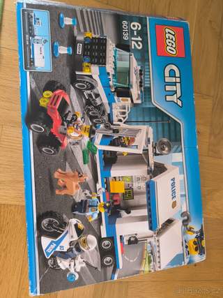 Lego 60139 mobilní velitelské centrum