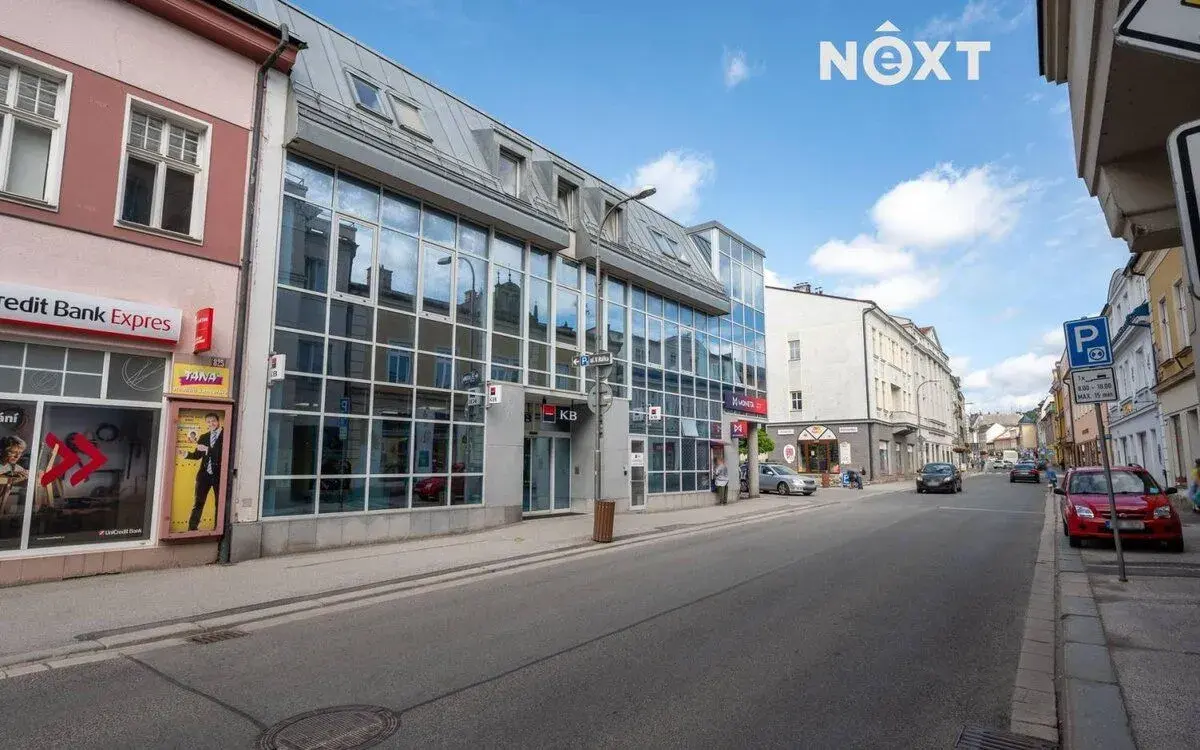 Prodej komerční Kanceláře, 291㎡