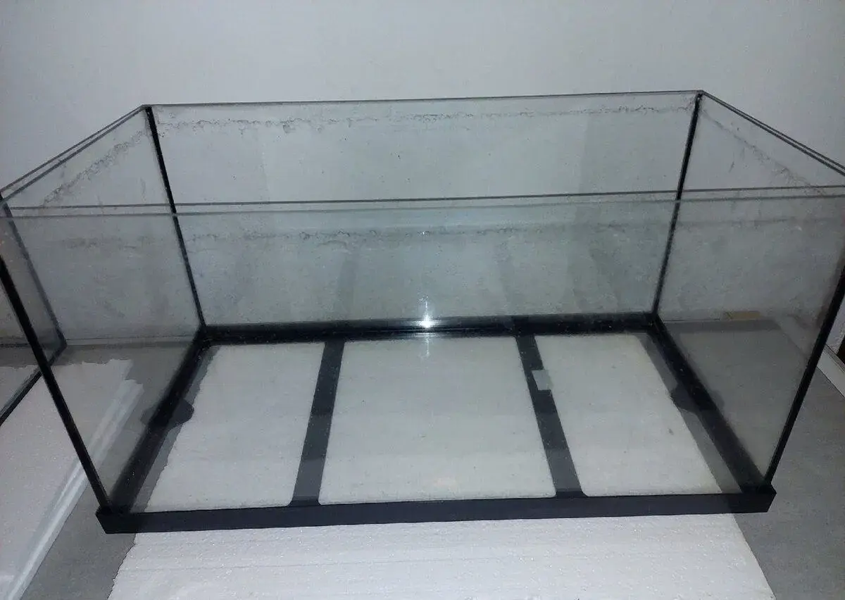 Akvárium 60x30x30