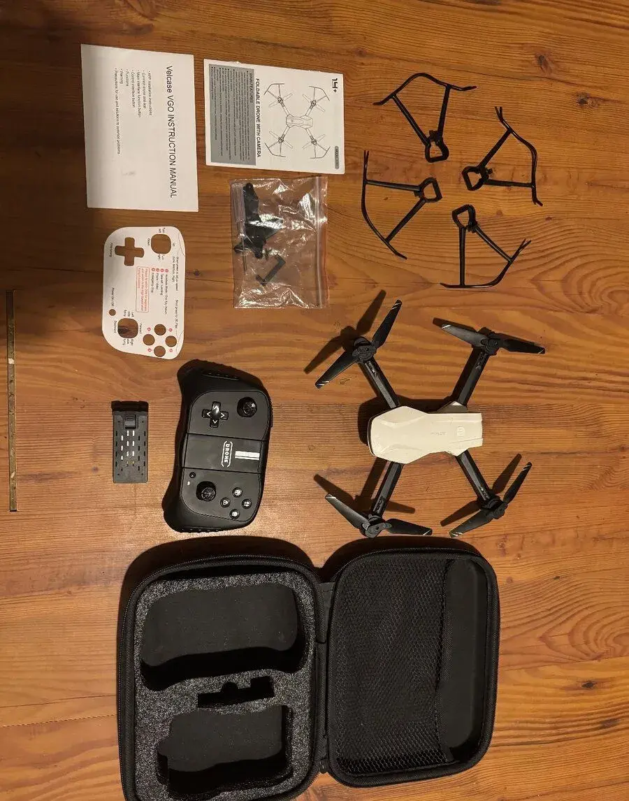 Dron s kamerou