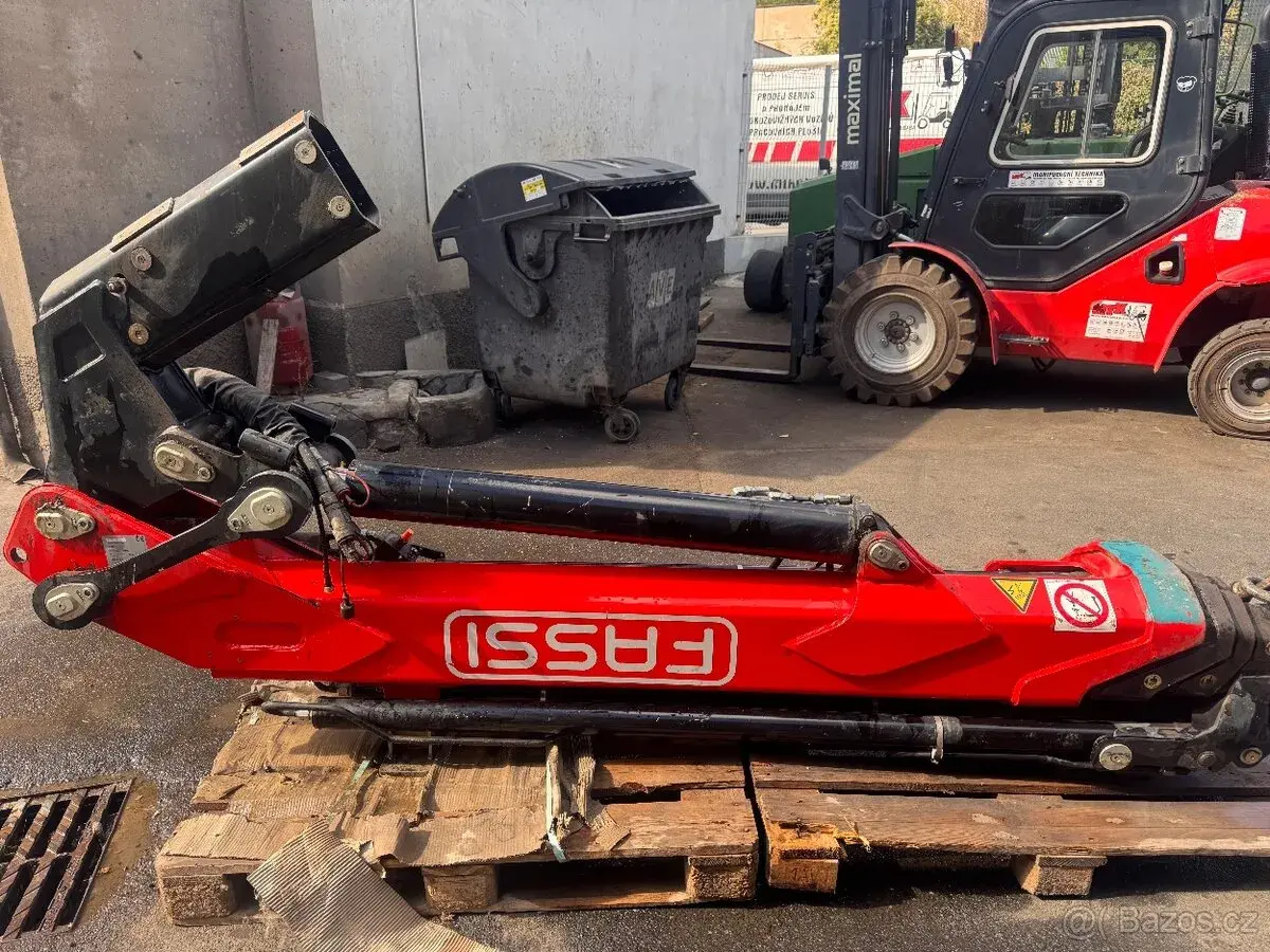 FASSI L324 Fly-Jib, hydraulický, rok 2017