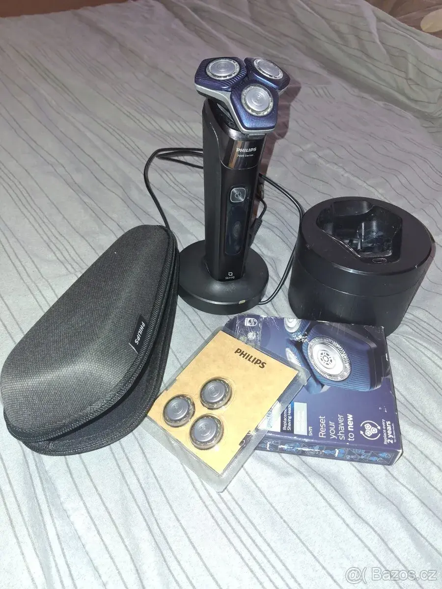 PHILIPS SERIES 7000 HOLICÍ STROJEK