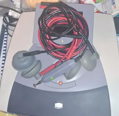 Rehabilitační přístroj pro elektroléčbu. Elektroléčba