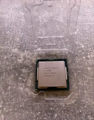 Intel Core i7-9700F – 8 jader / 4,7 GHz / LGA 1151