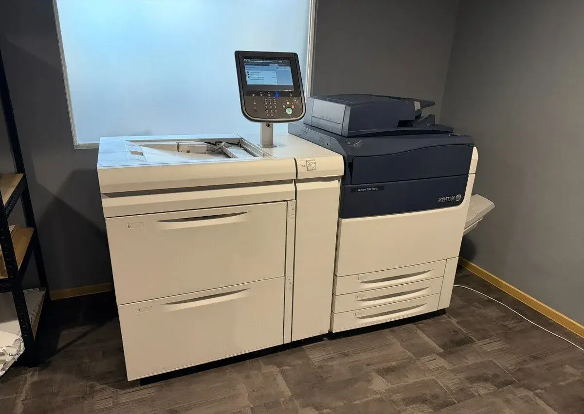 XEROX Versant 180 Press – Velmi nízký nájezd 384 tis.kliků