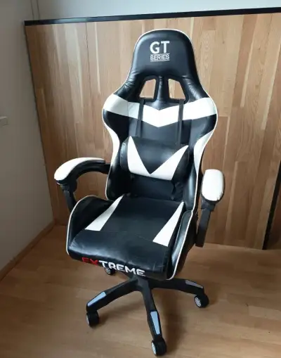 Kolečková židle EXTreme GT series