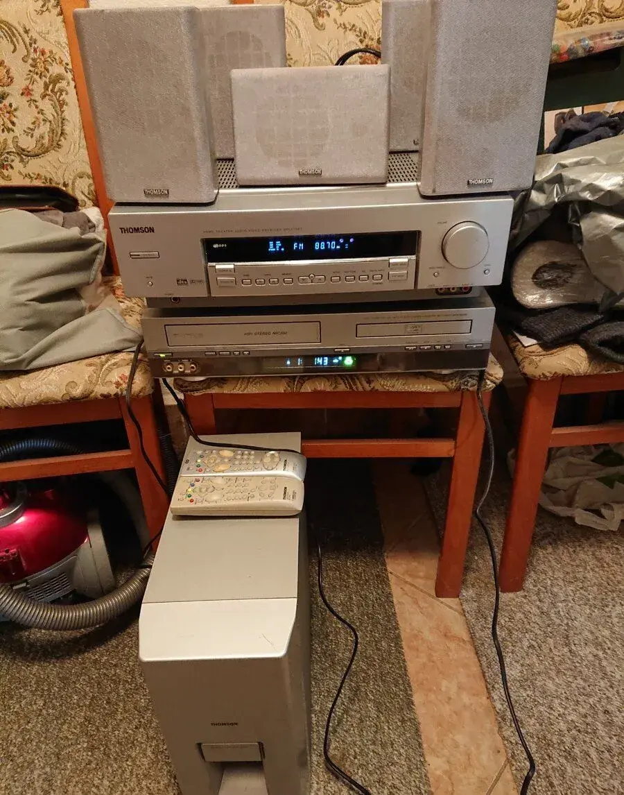 Kino Thomson a repro soustavy