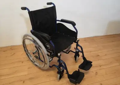 Mechanický invalidní vozík - NOVÝ
