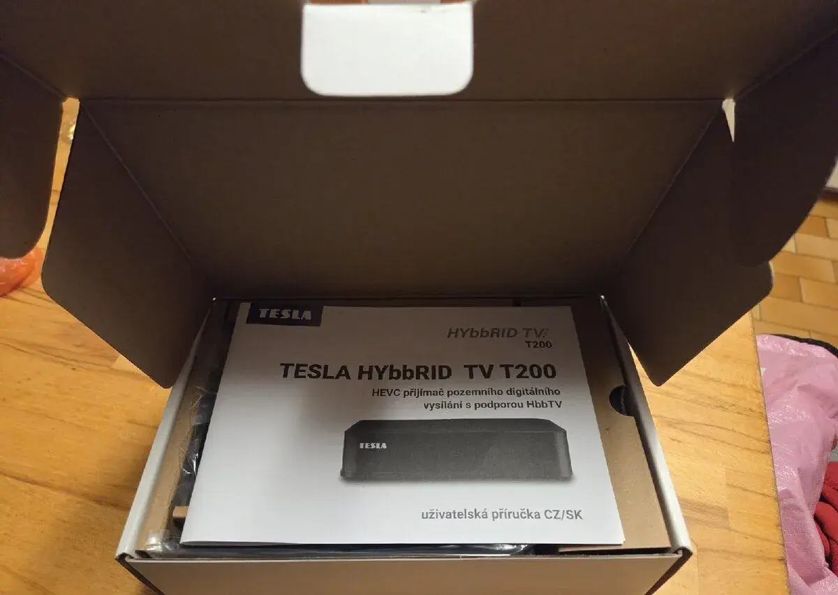 Set-top box Tesla