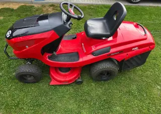Zánovní zahradní sekací traktorek SOLO v záruce
