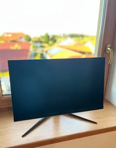 MSI G2412F