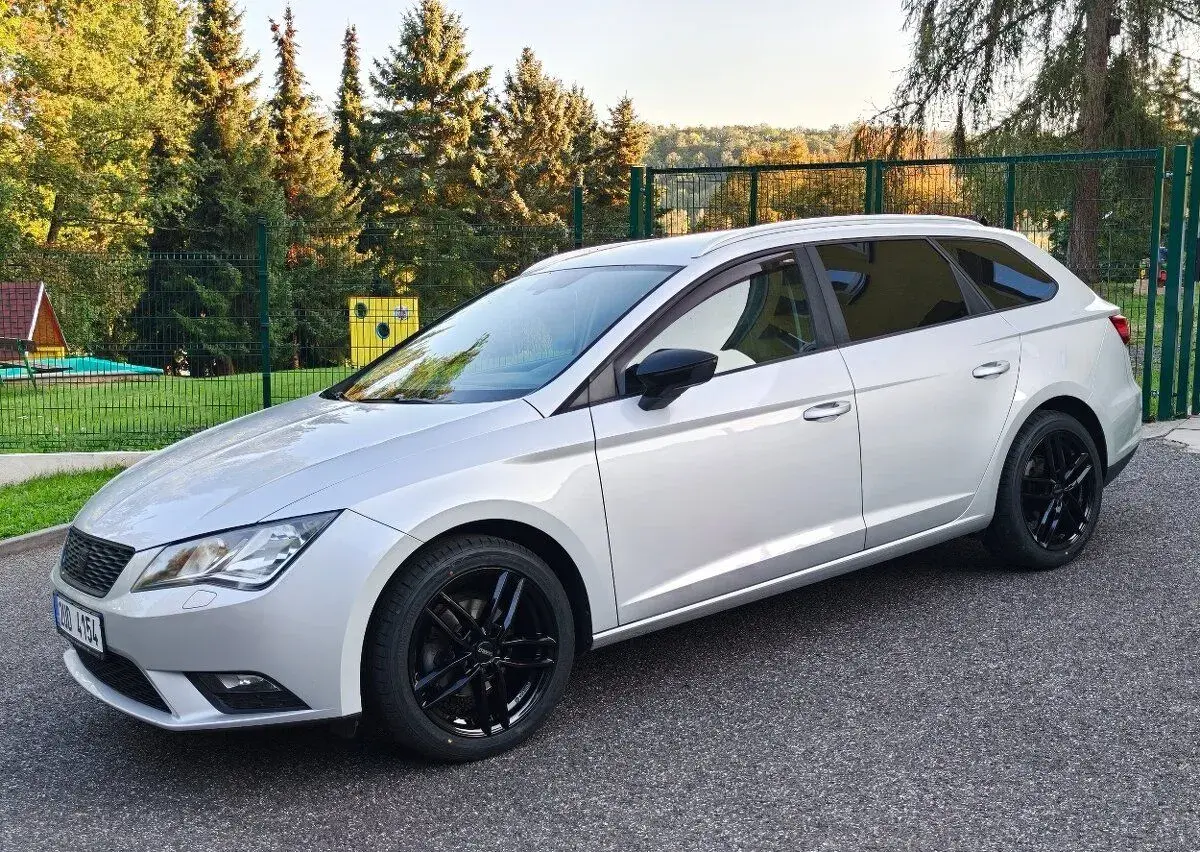 Seat LEON – 2014, 100 km