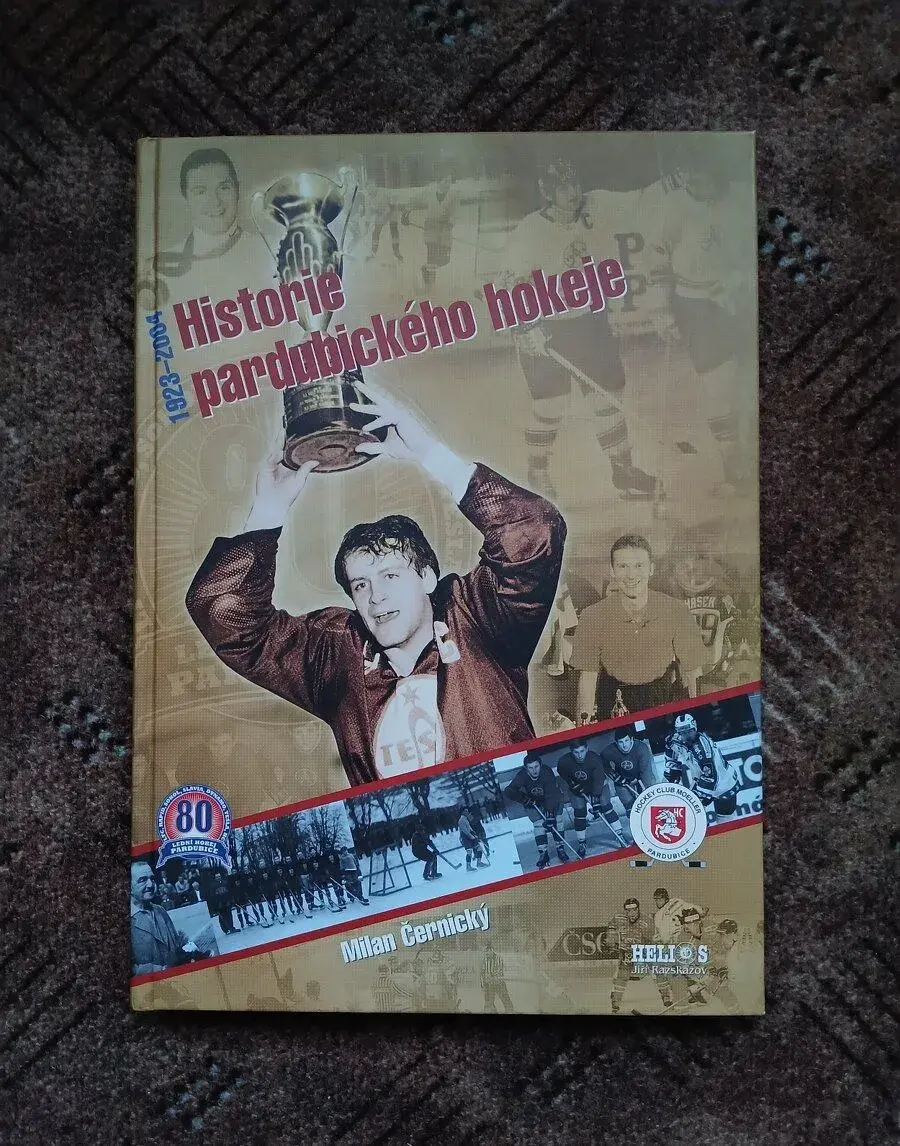 HISTORIE PARDUBICKÉHO HOKEJE1923 - 2004