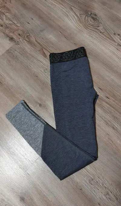 Bezešvé legíny