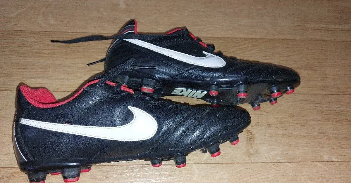 kužely, kopačky Nike TIEMPO vel 38, 24 cm