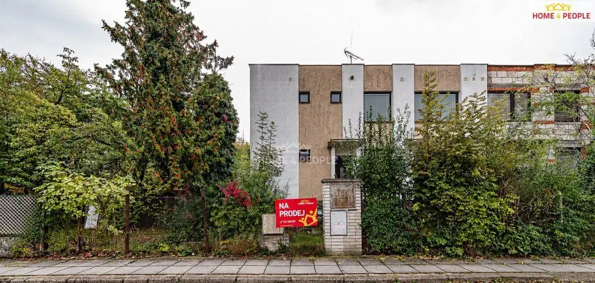 prodej RD/G v dispozici 5+1 273 m2, ul. Zimákova, Praha 4 -