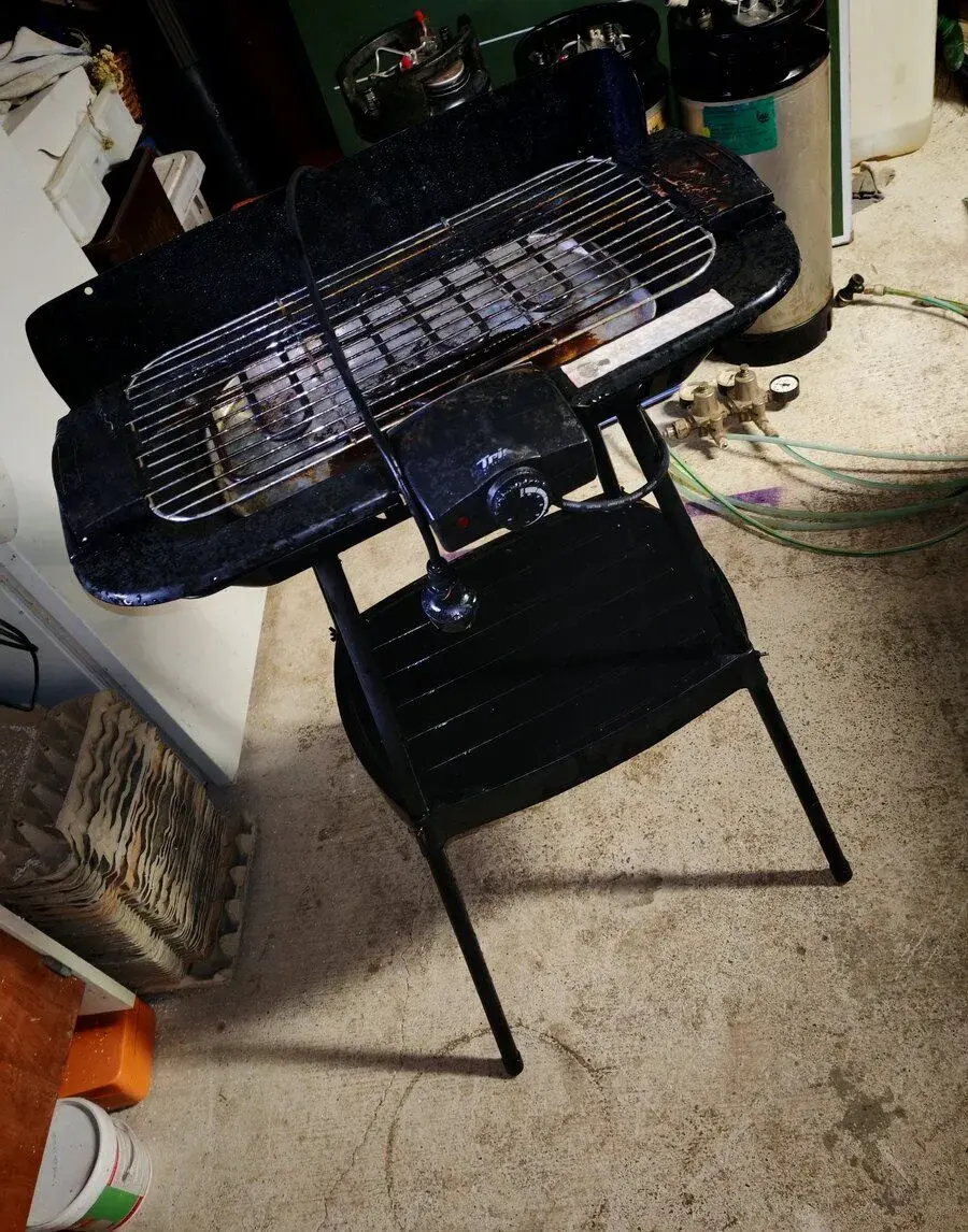 elektrický stojanový gril značky Tristar