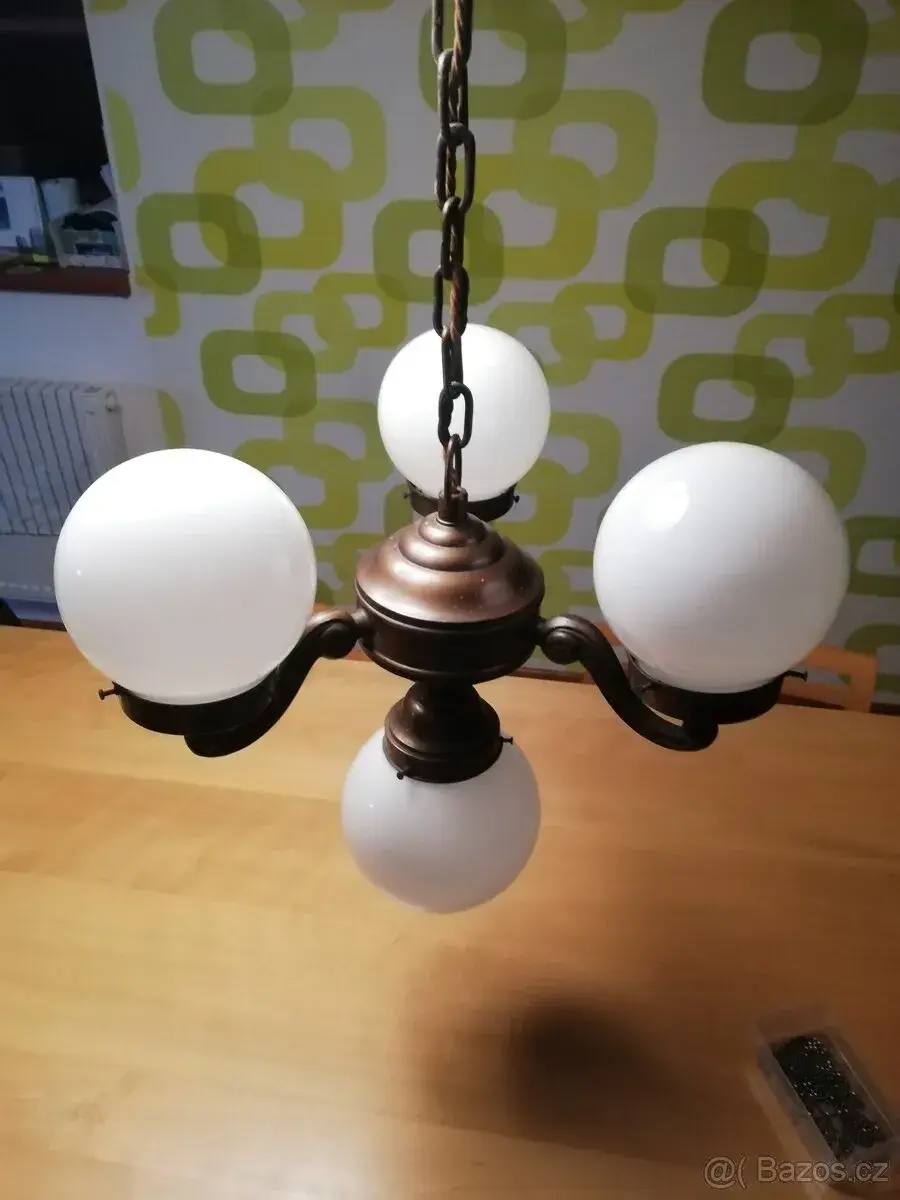 Lustr Artdeco