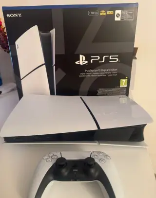 PS5 slim digital edition 825GB