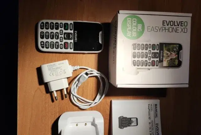 seniorský telefon Evolveo Easyphone XD