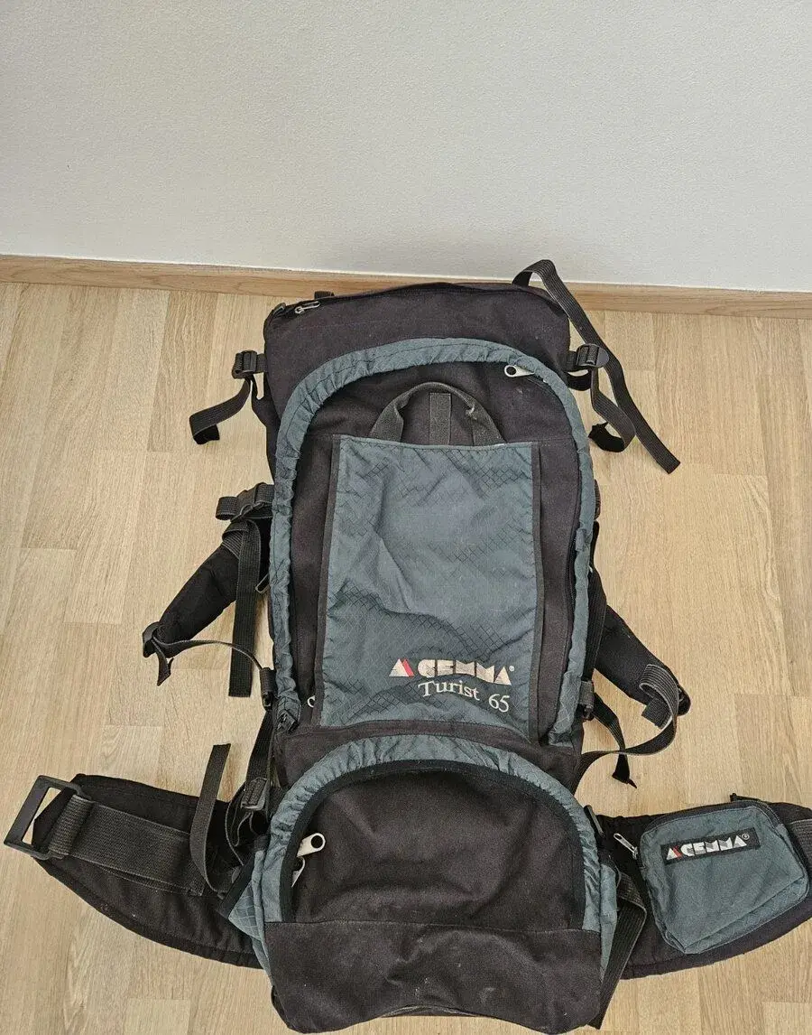 Turistický batoh Gemma 65L