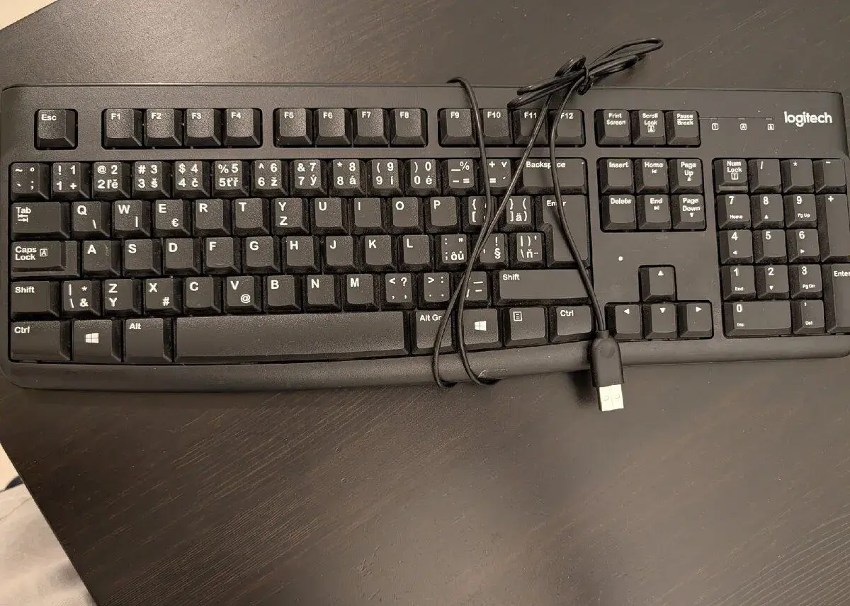 Klávesnice K 120