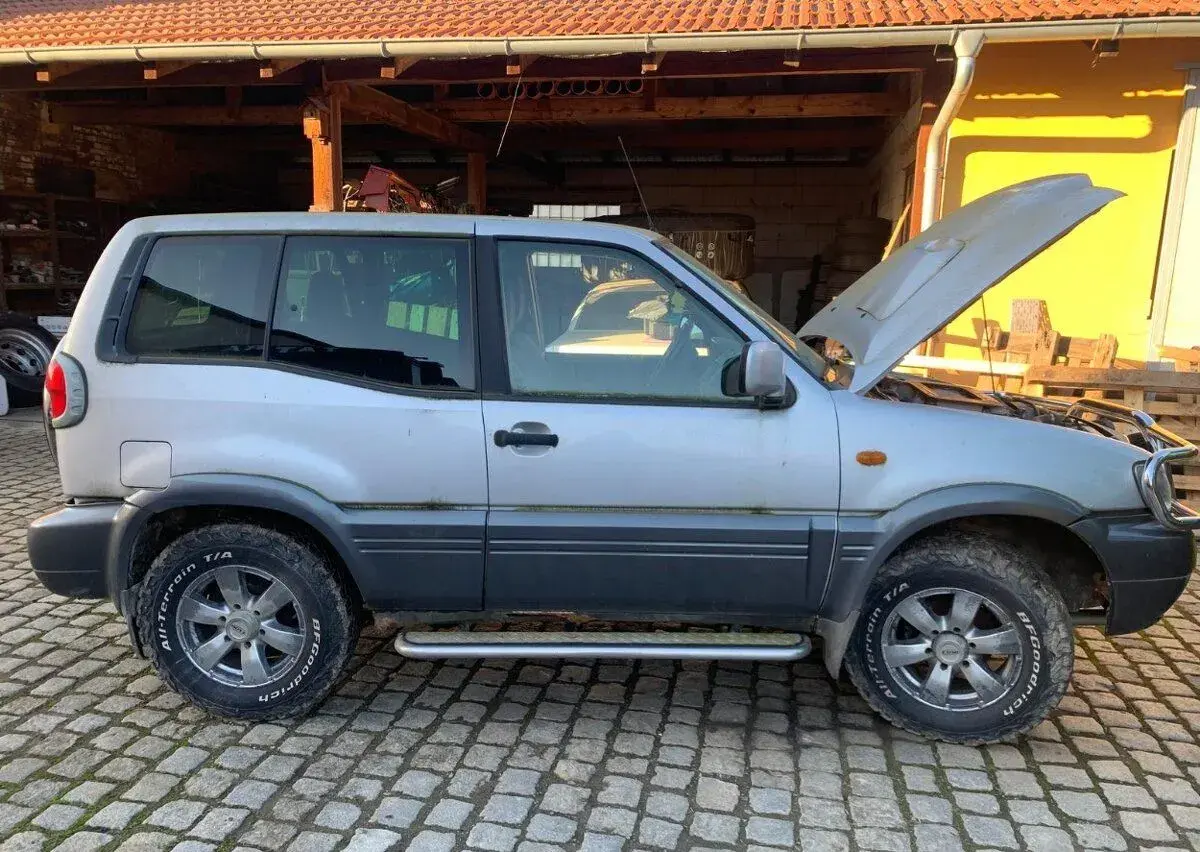 Nissan Terrano – 2005, 114 000 km