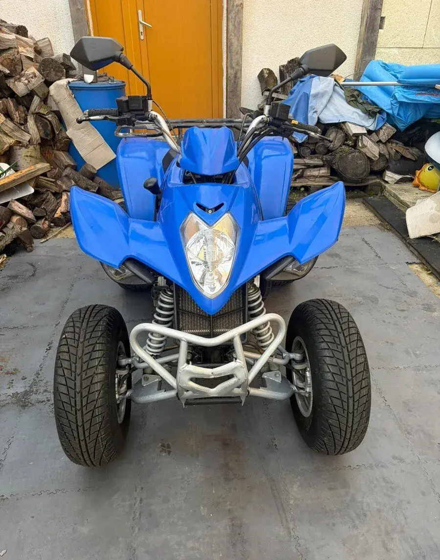 Čtyřkolka Kymco Maxxer 250