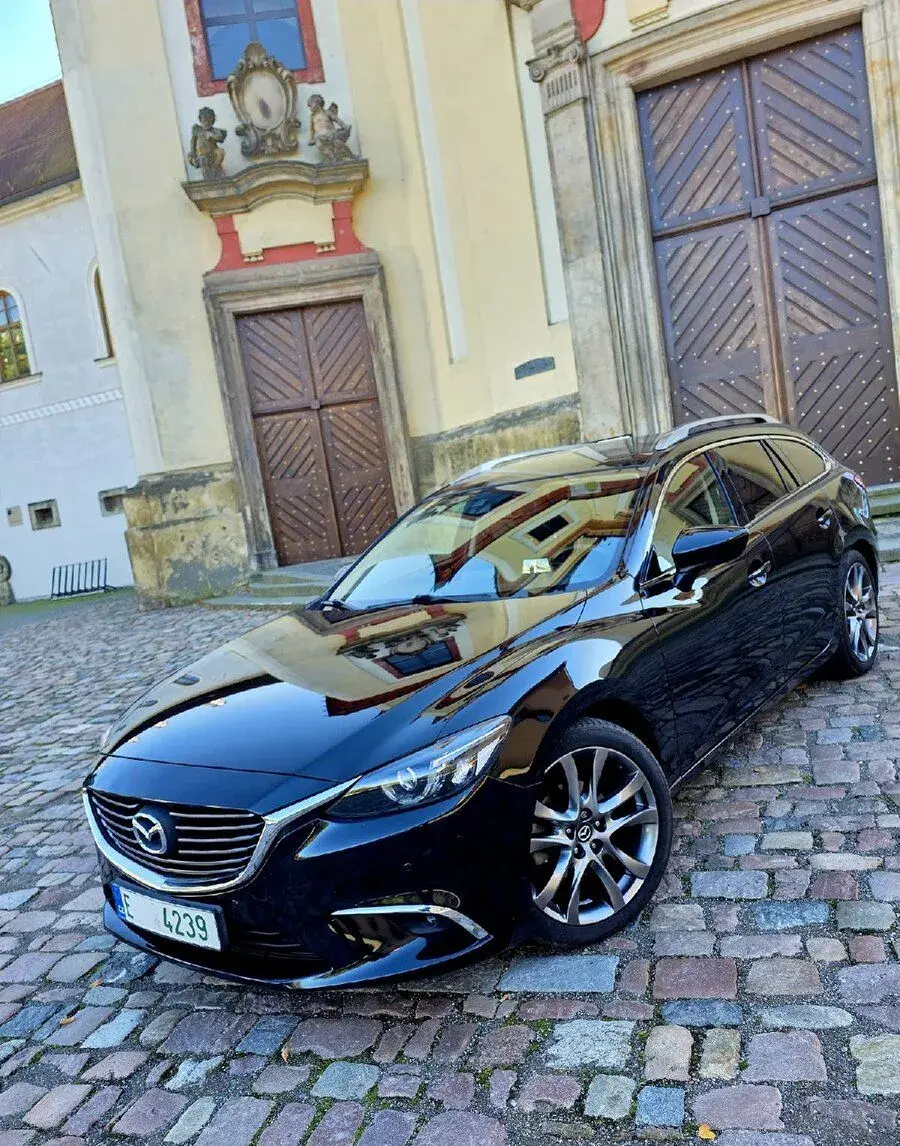 Mazda – 2015, 147 175 km