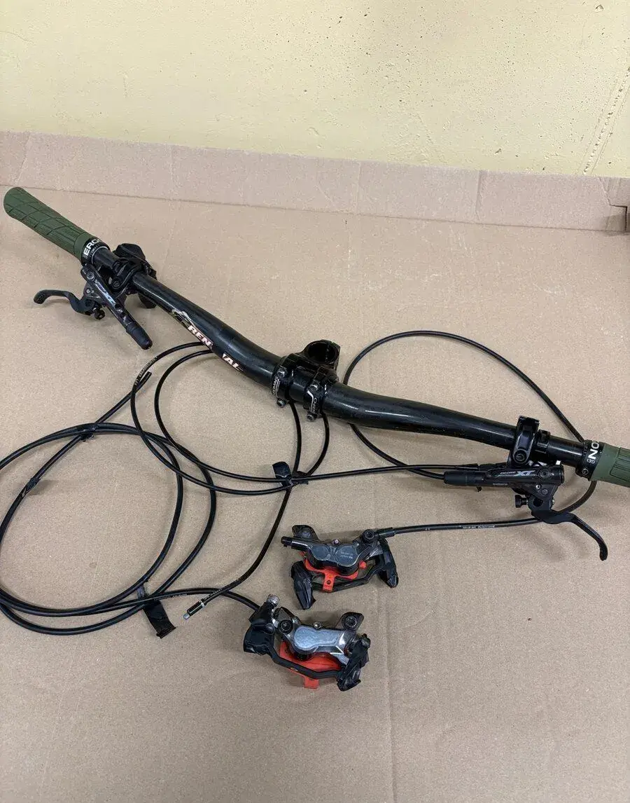Brzdy Shimano XT 4pist