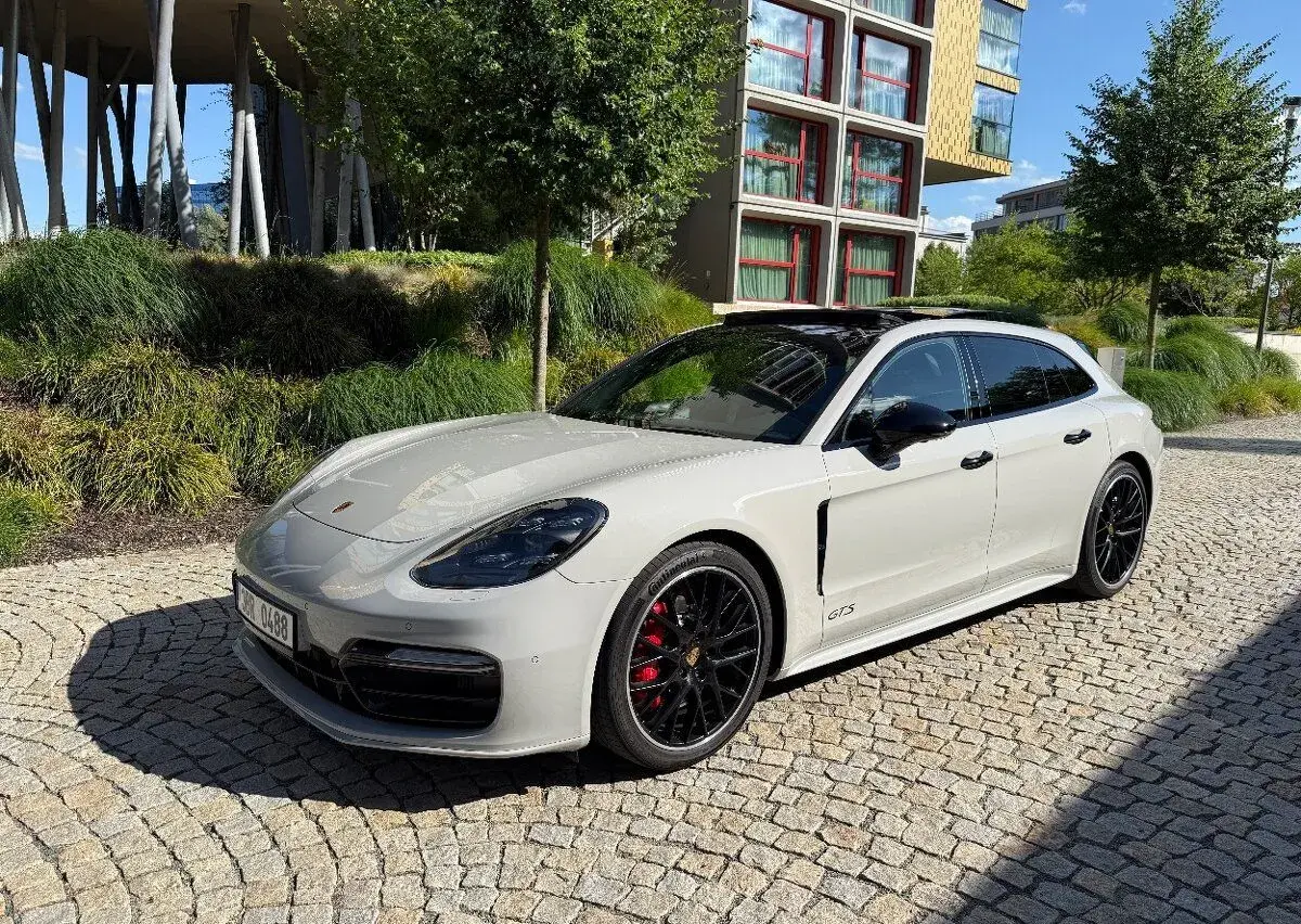 Porsche Panamera – 2020, 99 500 km
