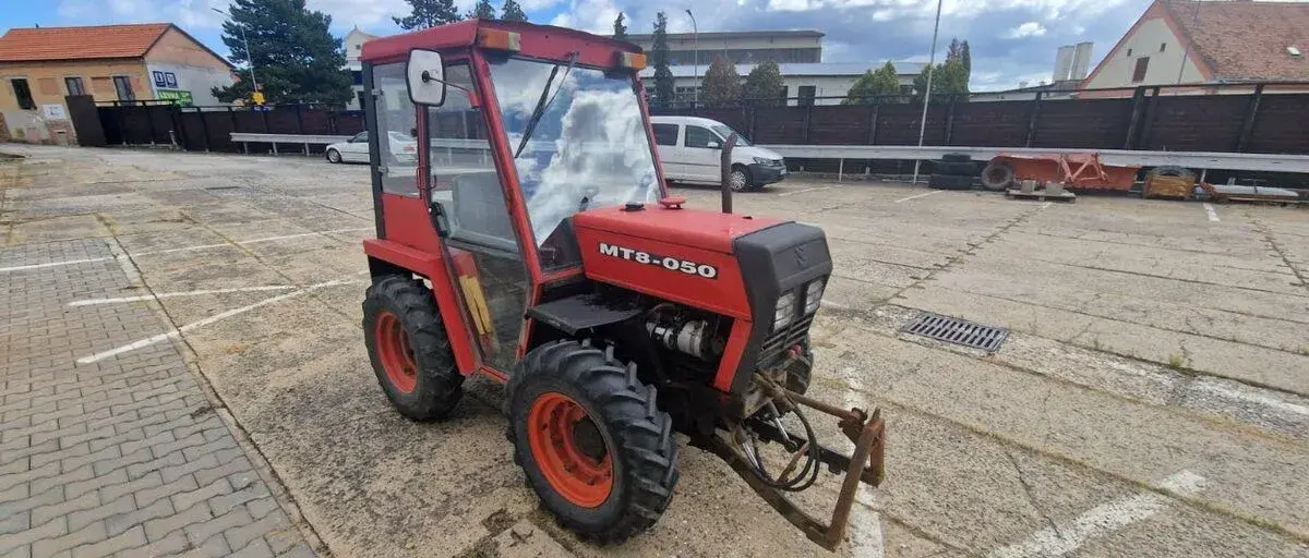 Malotraktor MT8-050
