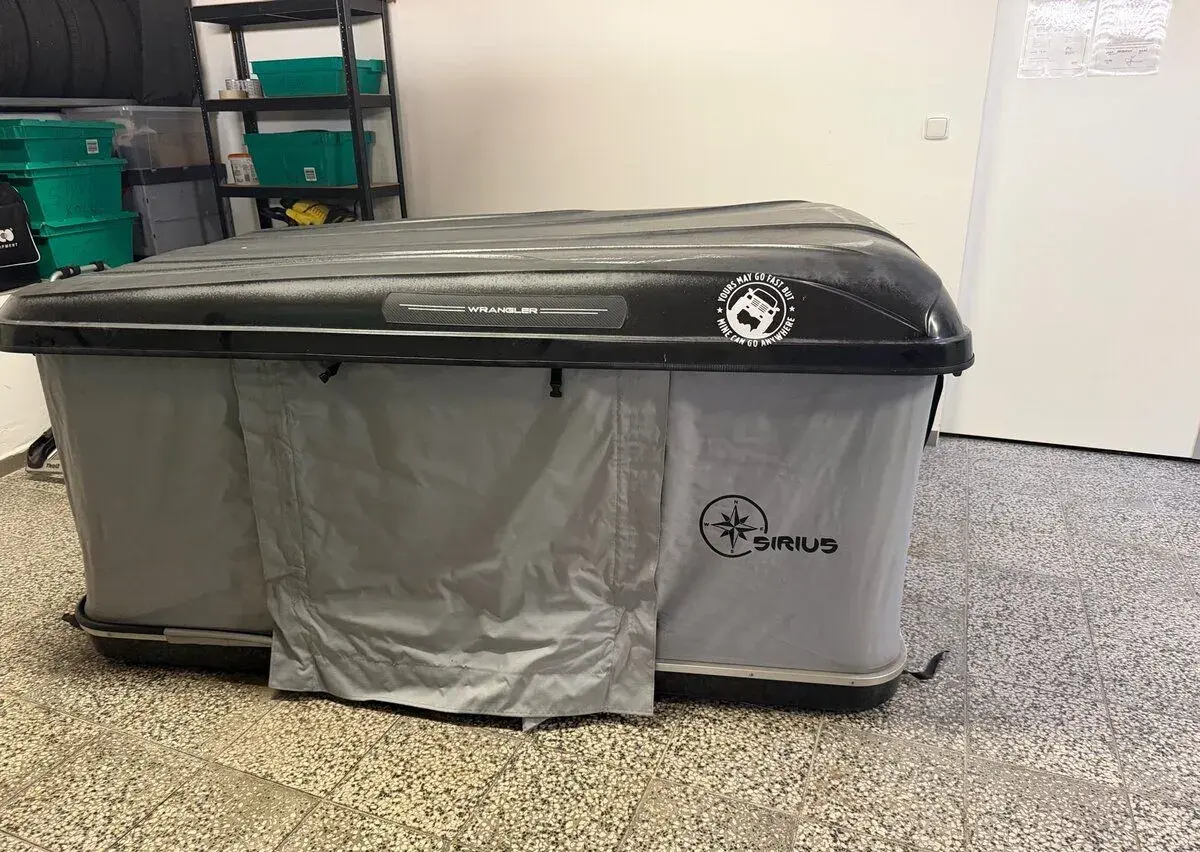 Střešní autostan SIRIUS pro 2 osoby