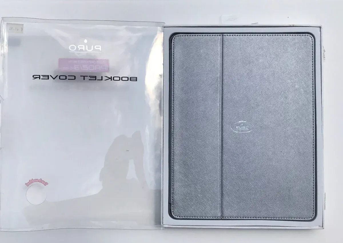 Nové magnetické skládací pouzdro PURO Silver pro APPLE iPad