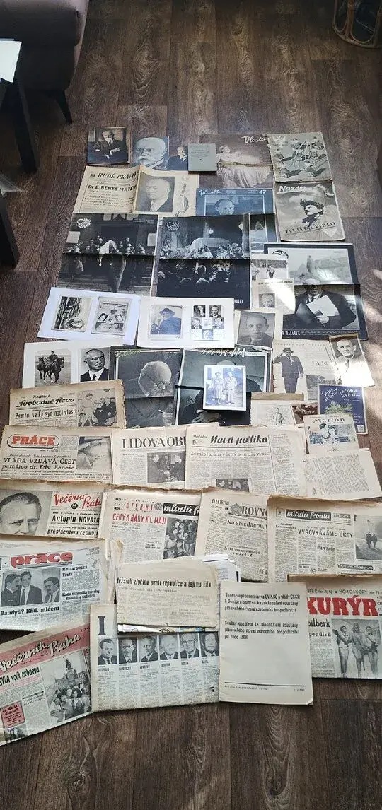 Masaryk, Beneš, noviny a fotografie atd.