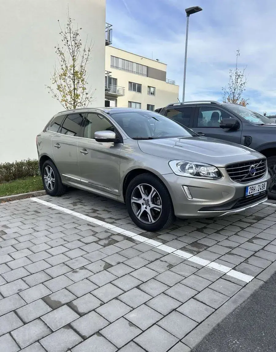 Volvo xc60 – 2014, 190 000 km