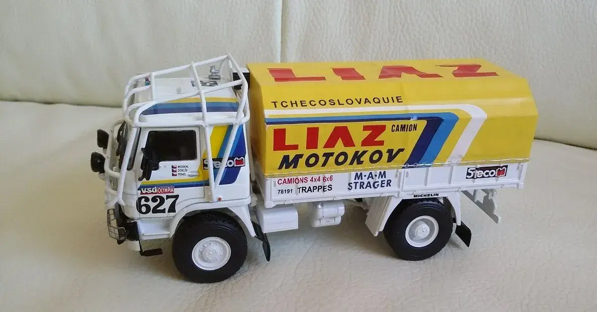 Tatra 815 4x4 Dakar, Liaz 100.55 Dakar De Agostini 1/43