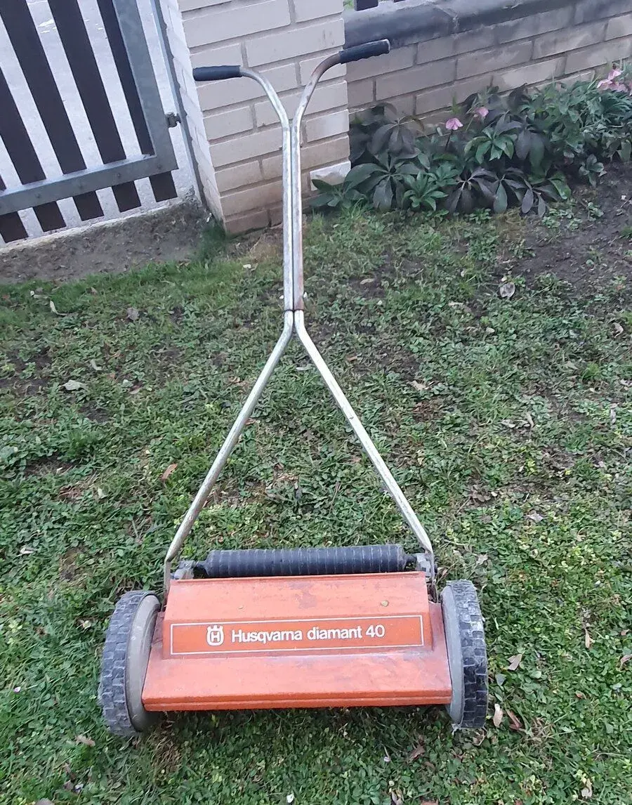 Sekačka HUSQVARNA