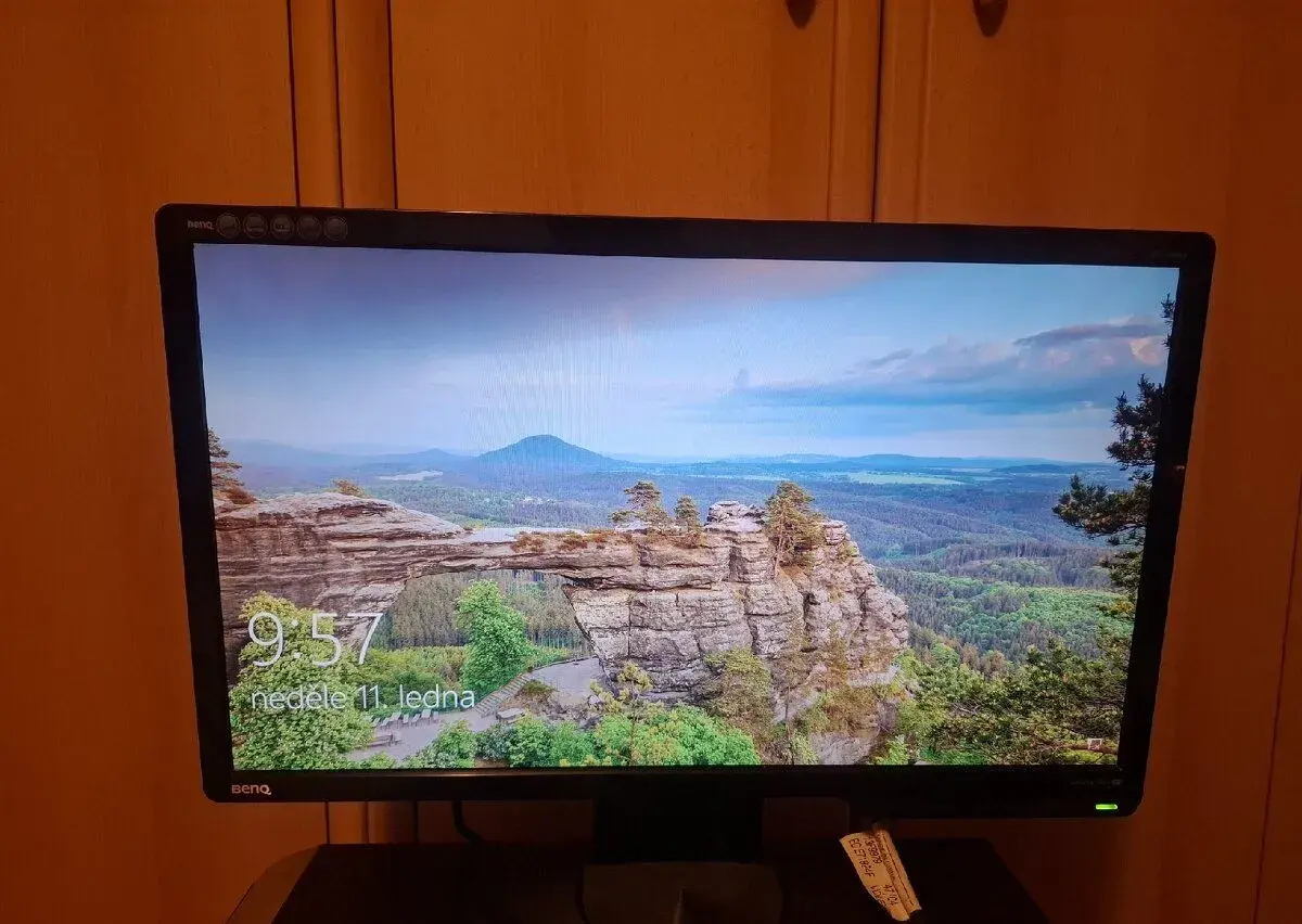 Monitor 21" BENQ