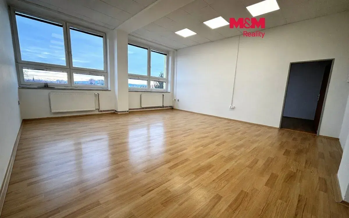 Pronájem kanceláře 54 m², České Budějovice, ul. K. Světlé