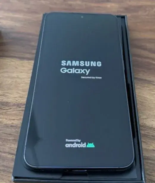 Samsung Galaxy S23 S911B 8GB 256GB Phantom Black